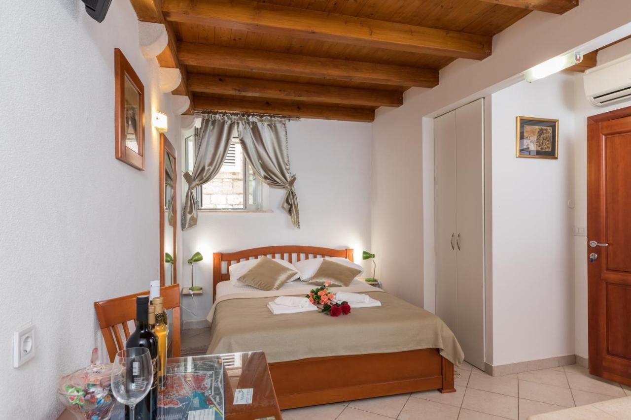 Apartments Ivana دوبروفينك المظهر الخارجي الصورة
